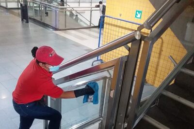 Se necesitan 4 auxiliares de limpieza para terminal de buses. Sueldo fijo y contratación inmediata.